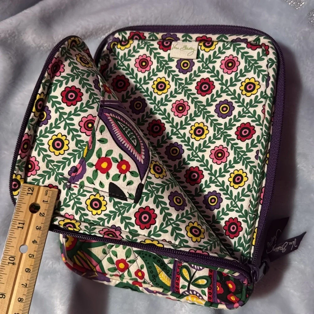 Vera Bradley 6x9 Tablet Case Padded Zip Around Small Pocket Purple Floral Print